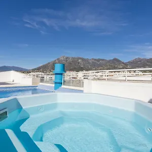 https://luxury-two-bedrooms-apartment-avenida-del-mar.1costadelsol.com